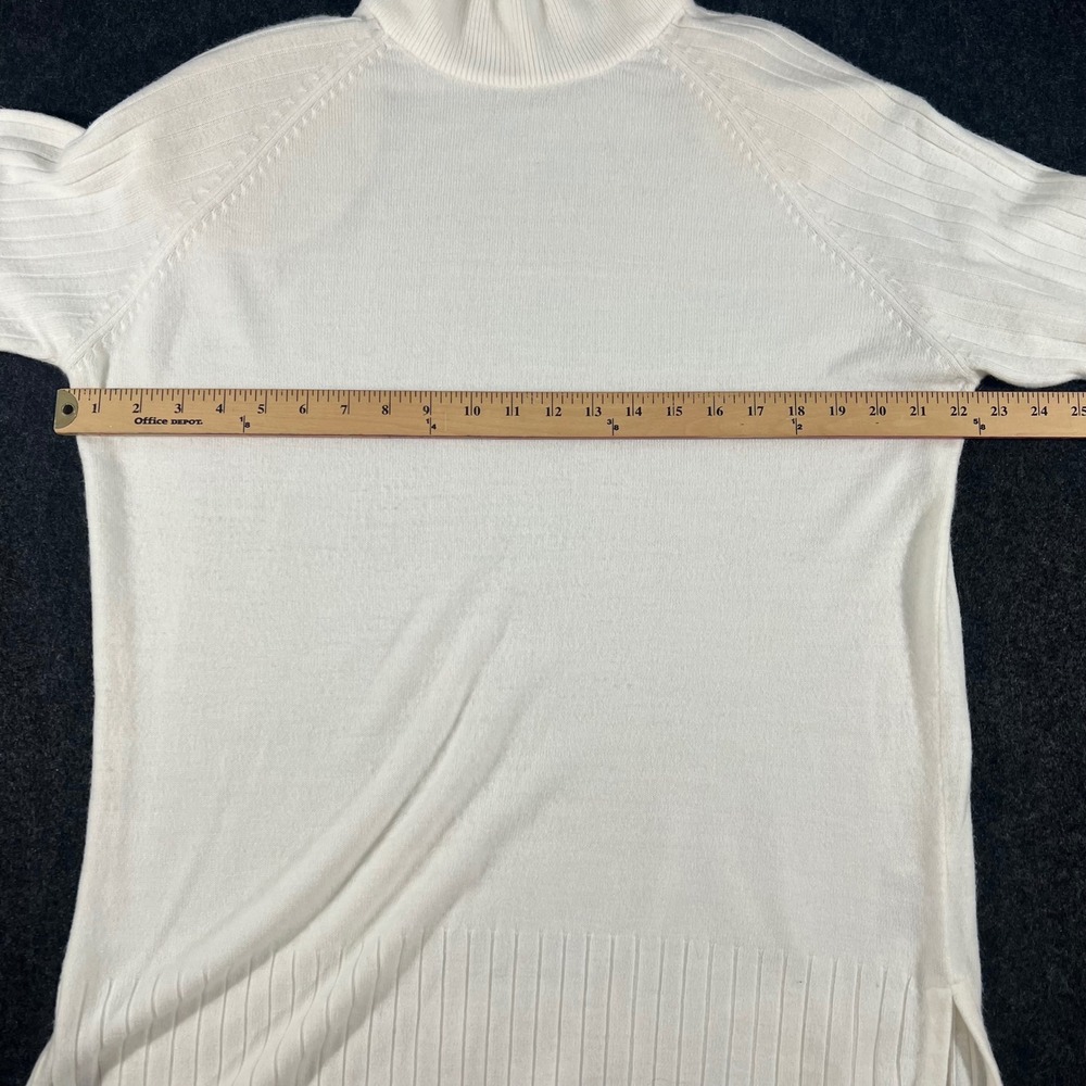 JR Bentley Turtleneck Sweater Womens Medium White Ribbed Knit Side Slit Pullover - Picture 4 of 6